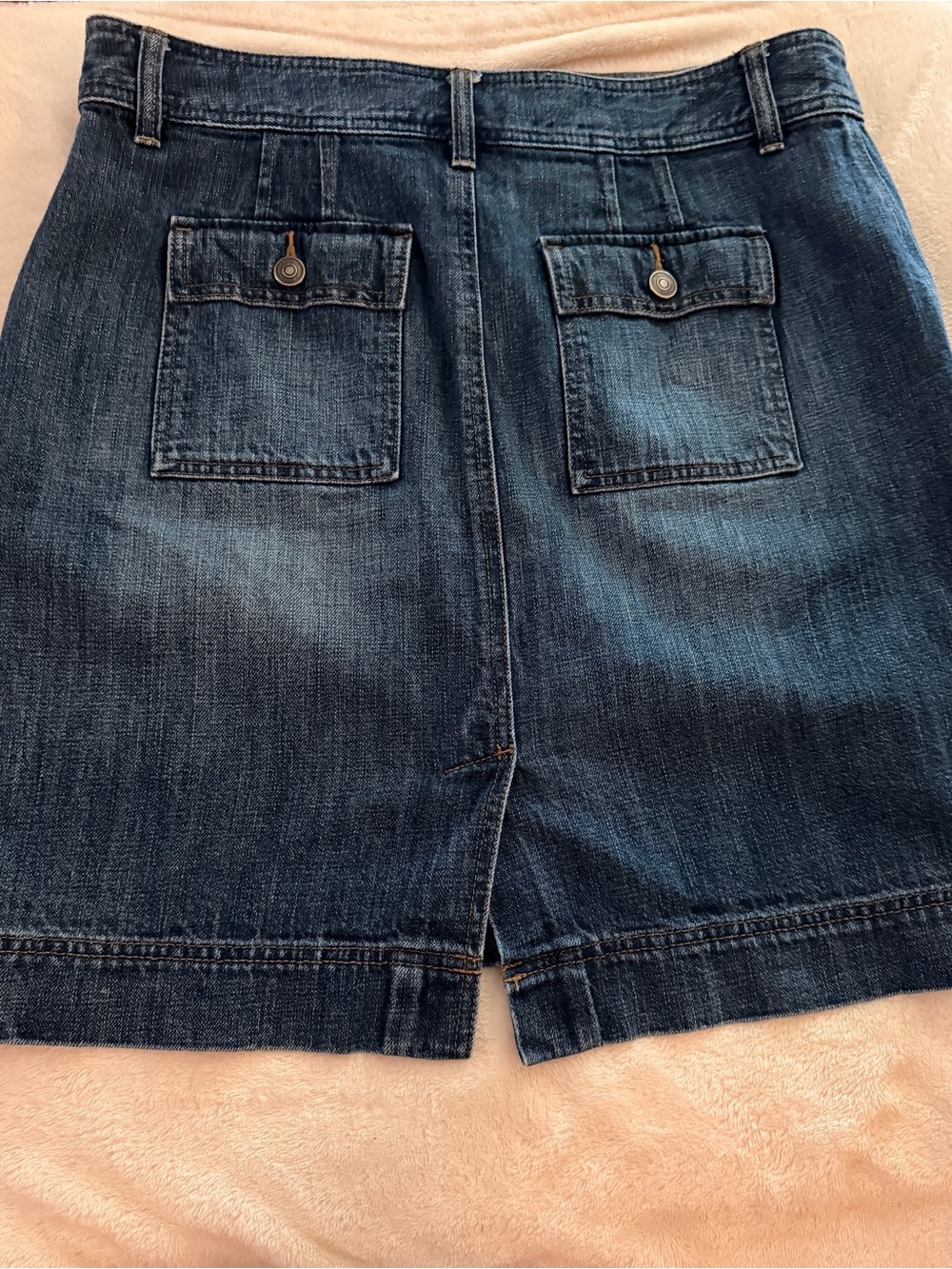 Loft Denim - Picture 2 of 4